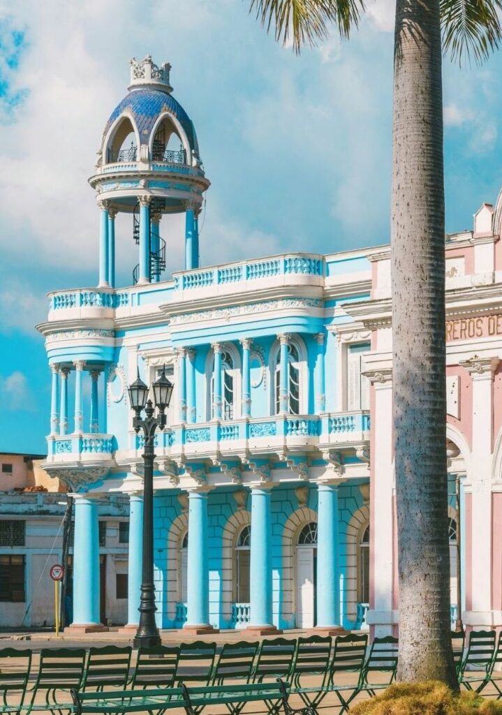 Palacio Ferrer e Catedral de la Purísima Concepción. Cidade de cienfuegos