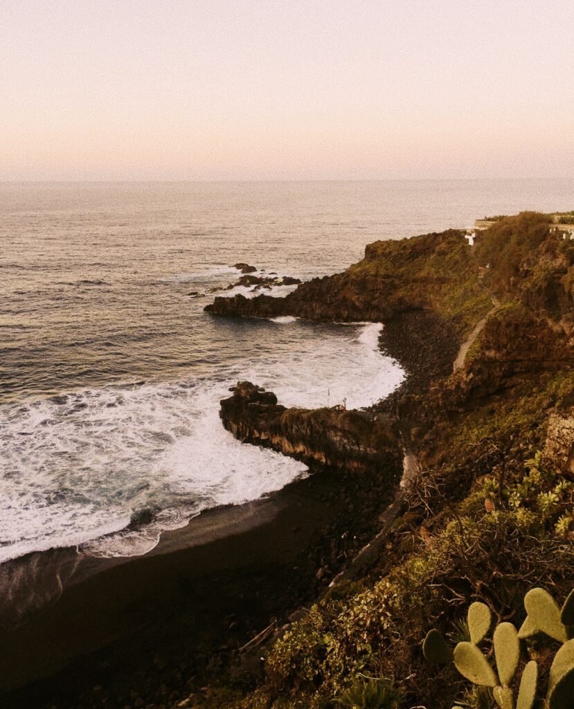 O que ver Praia de Bolullo em Tenerife