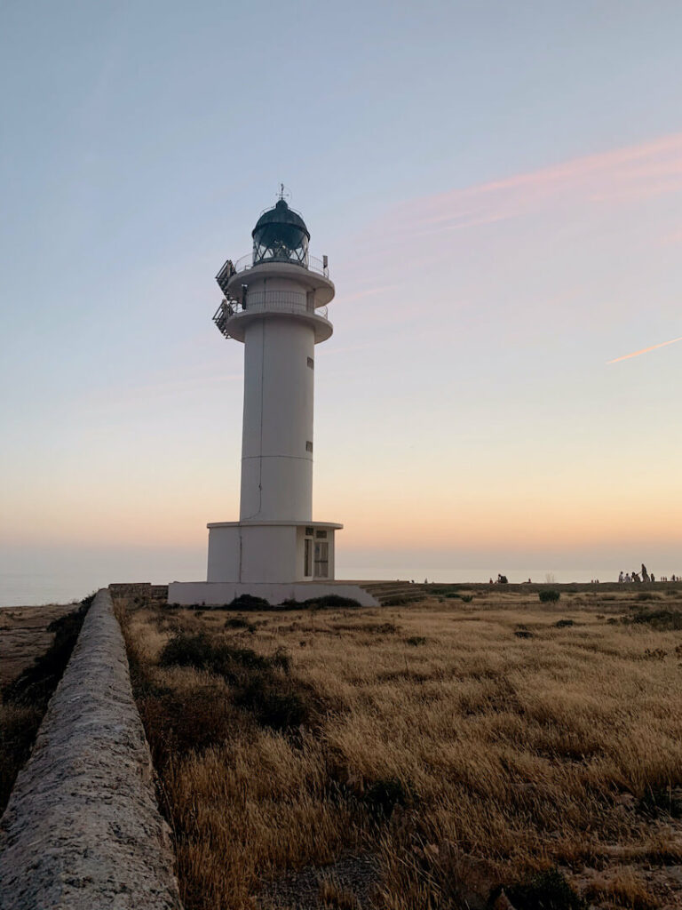 o que ver em Formetera: Farol Cabo Barbaria