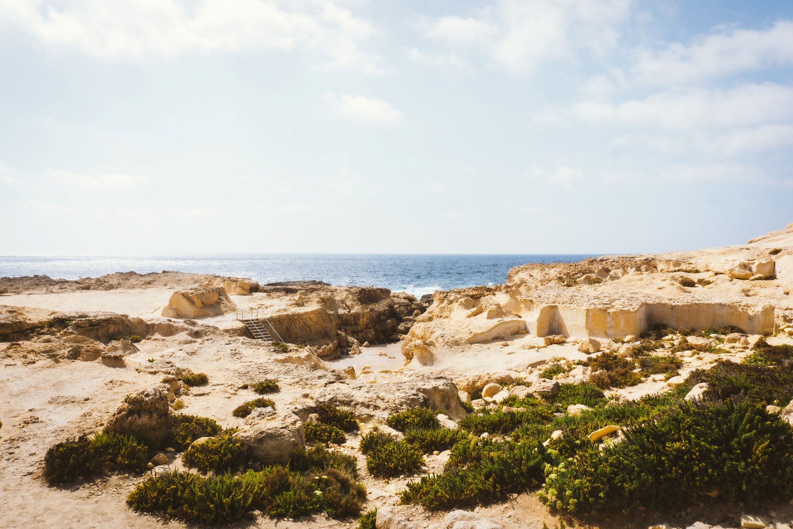 Playa Golden Bay de Malta - Passporter Blog