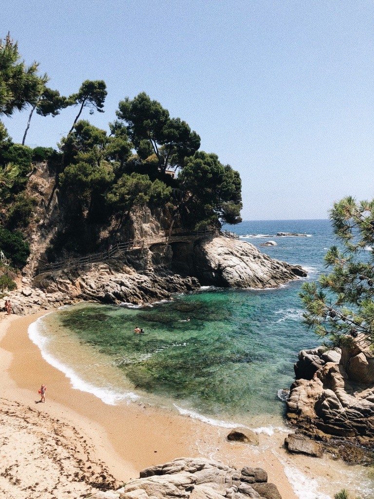 Conheça Camí de Ronda
