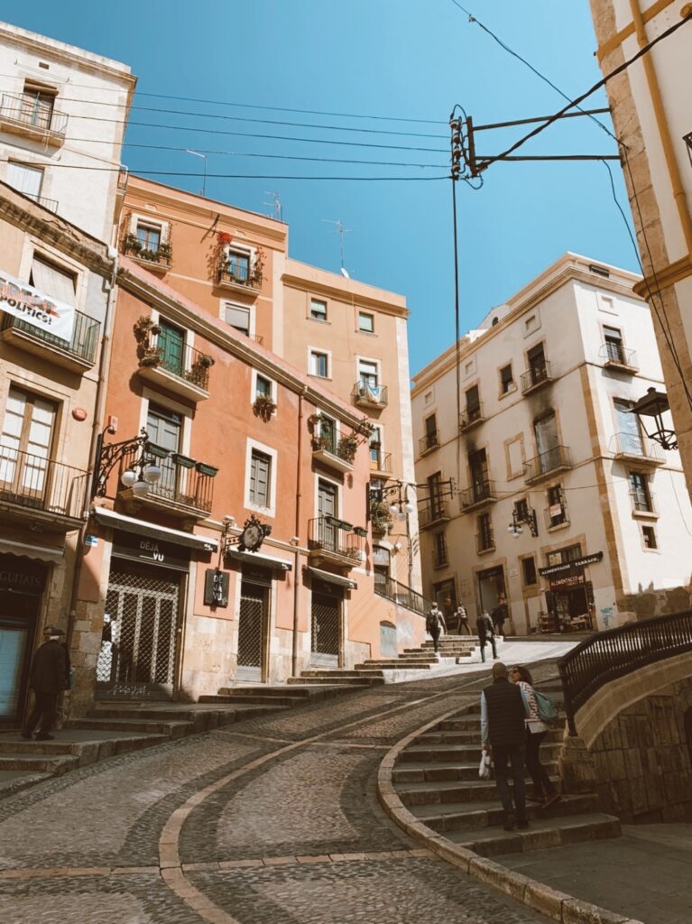 Visite o centro histórico de Tarragona