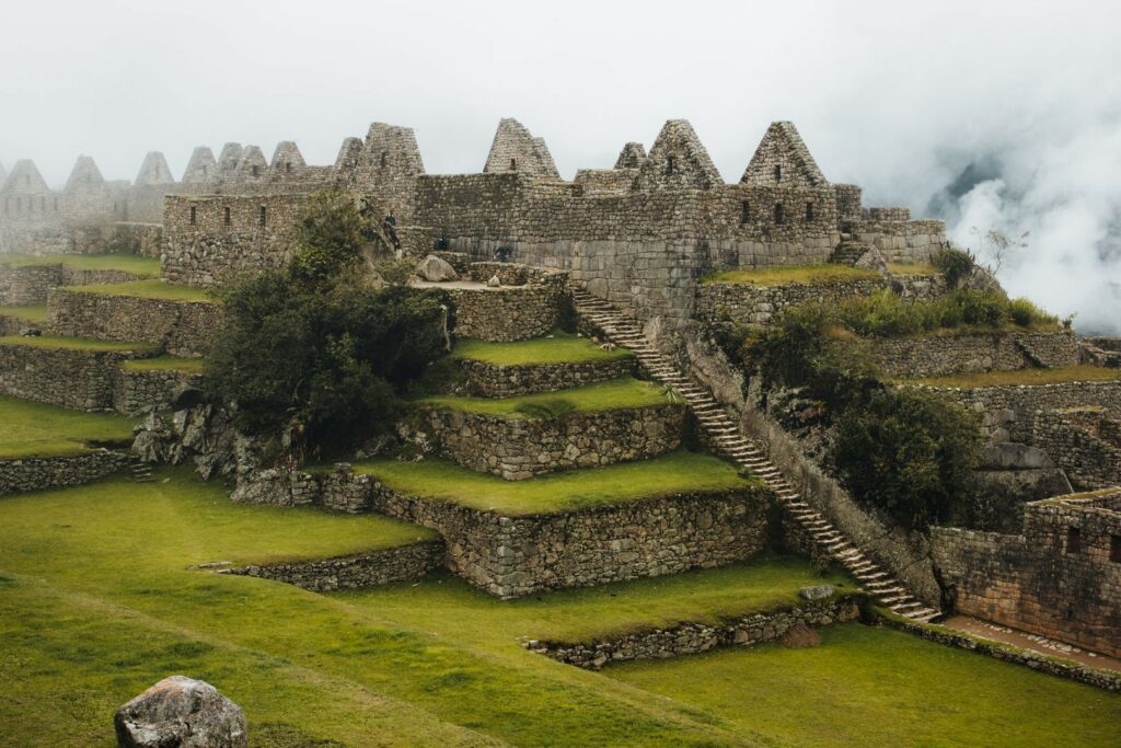 machu picchu un lieu incontournable au pérou