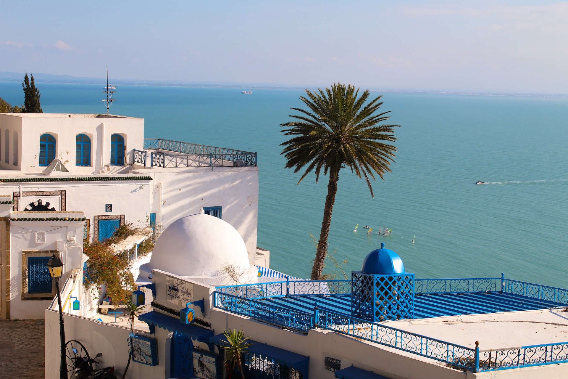 ¿Qué ver y hacer en Sidi Bou Said? Passporter Blog