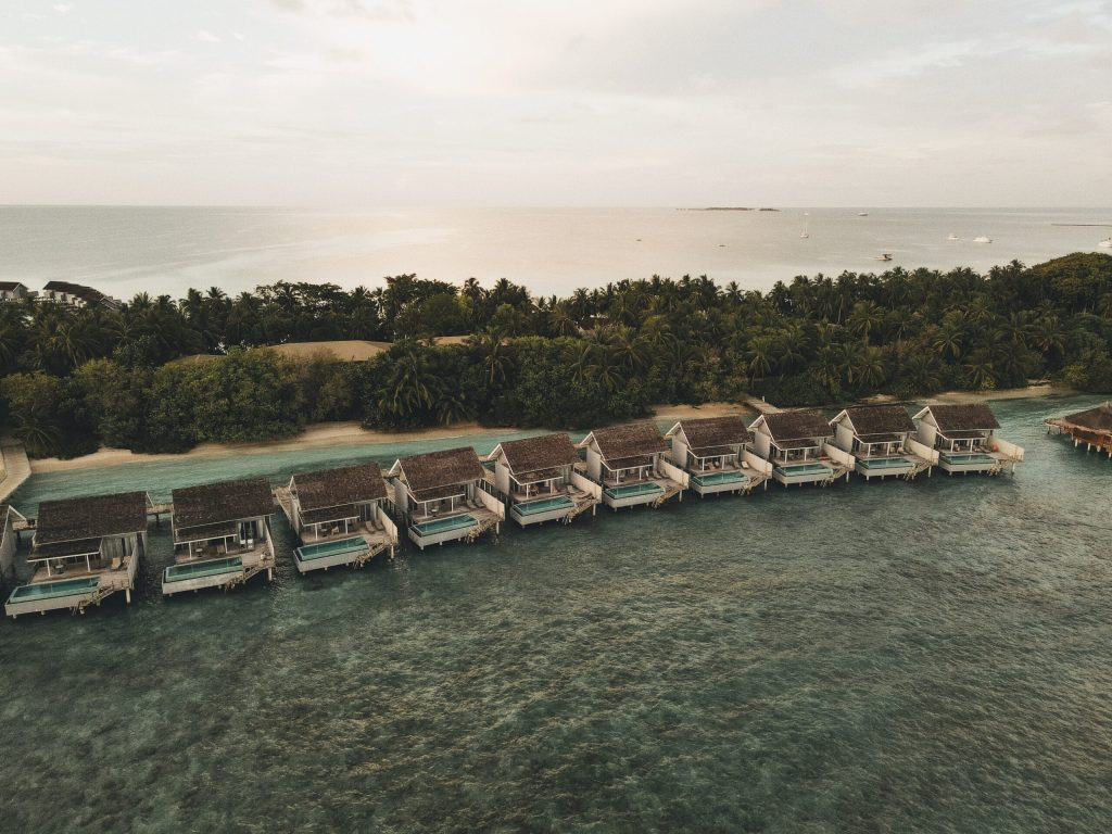 hotels maldives