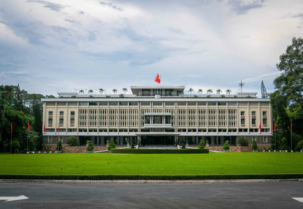 palais ho chi minh vietnam