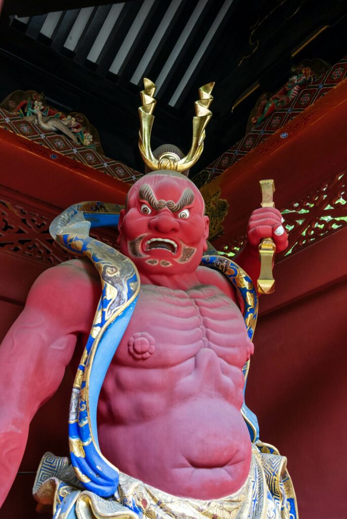 statues a nikko japon