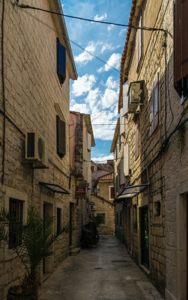 rues trogir