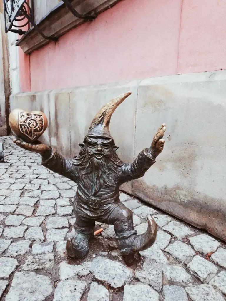 gnomes wroclaw pologne