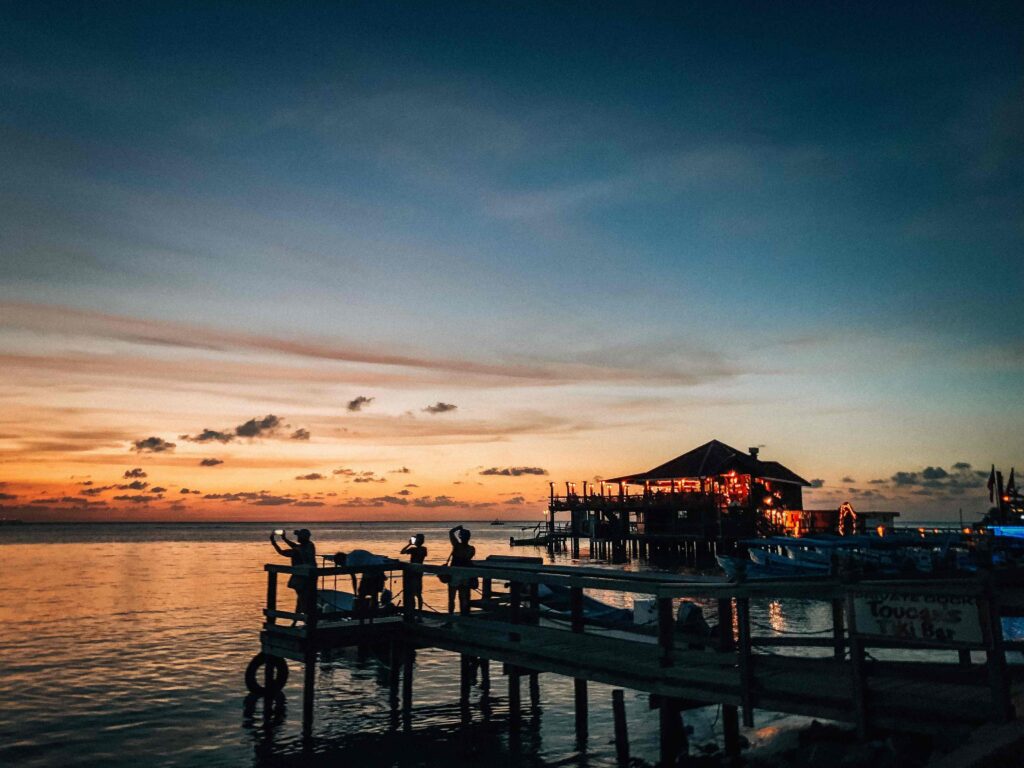 roatan cayos cochinos