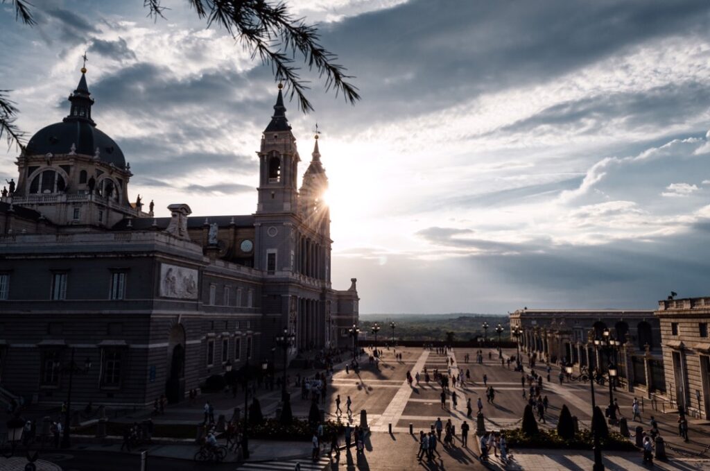 cathedrale almudena madrid