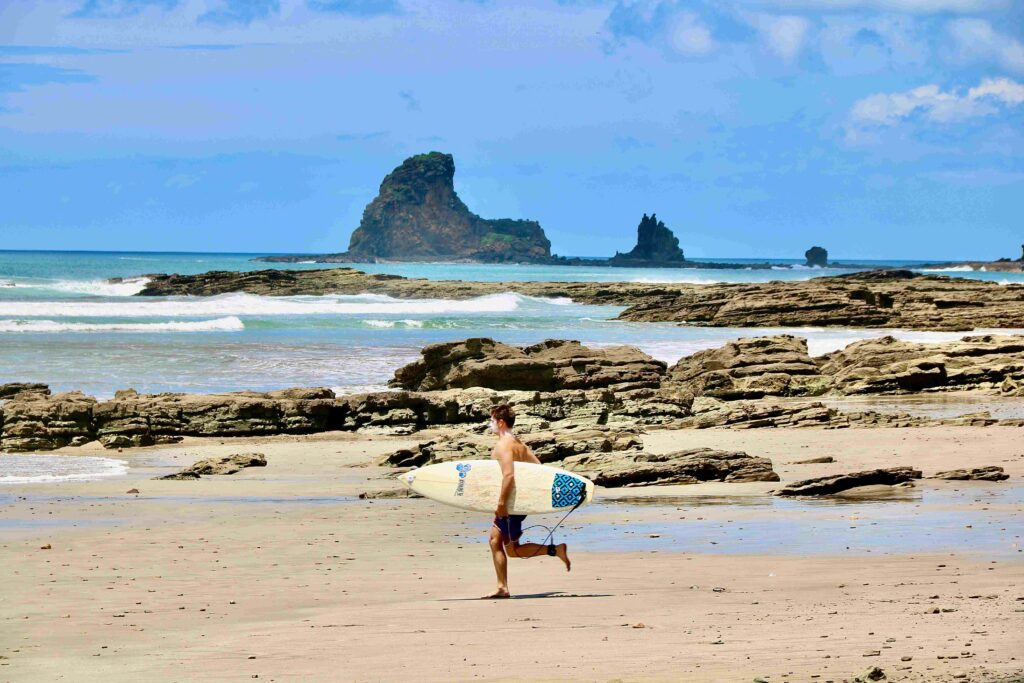 plage-de-maderas-nicaragua