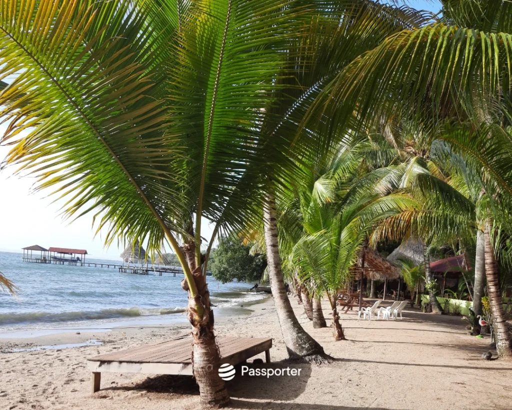 Pourquoi Izabal est un lieu touristique au Guatemala ?