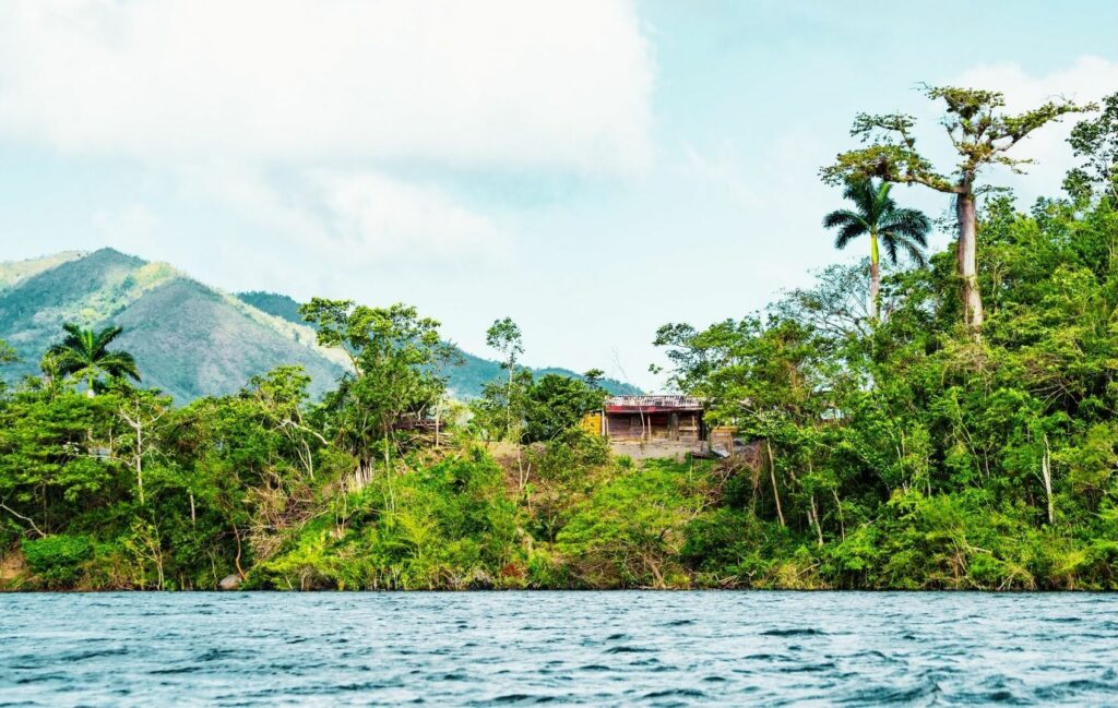 O que fazer em Santa Clara, Lago Hanabanilla 	