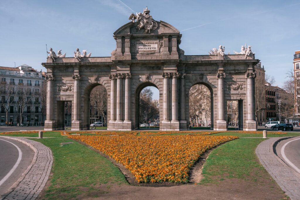 puerta alcalá, Madri