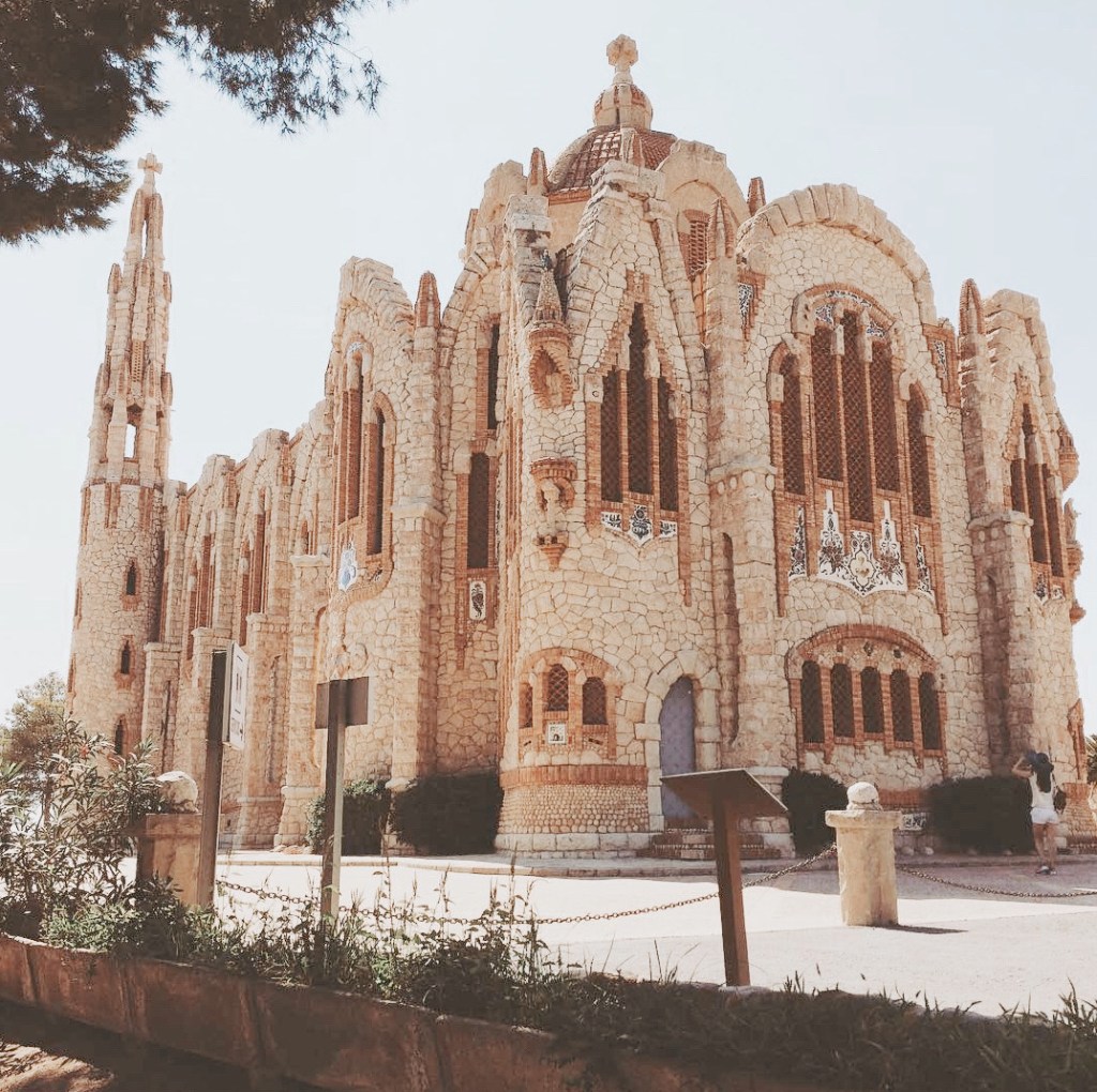 Santuário de Santa María Magdalena de Novelda 